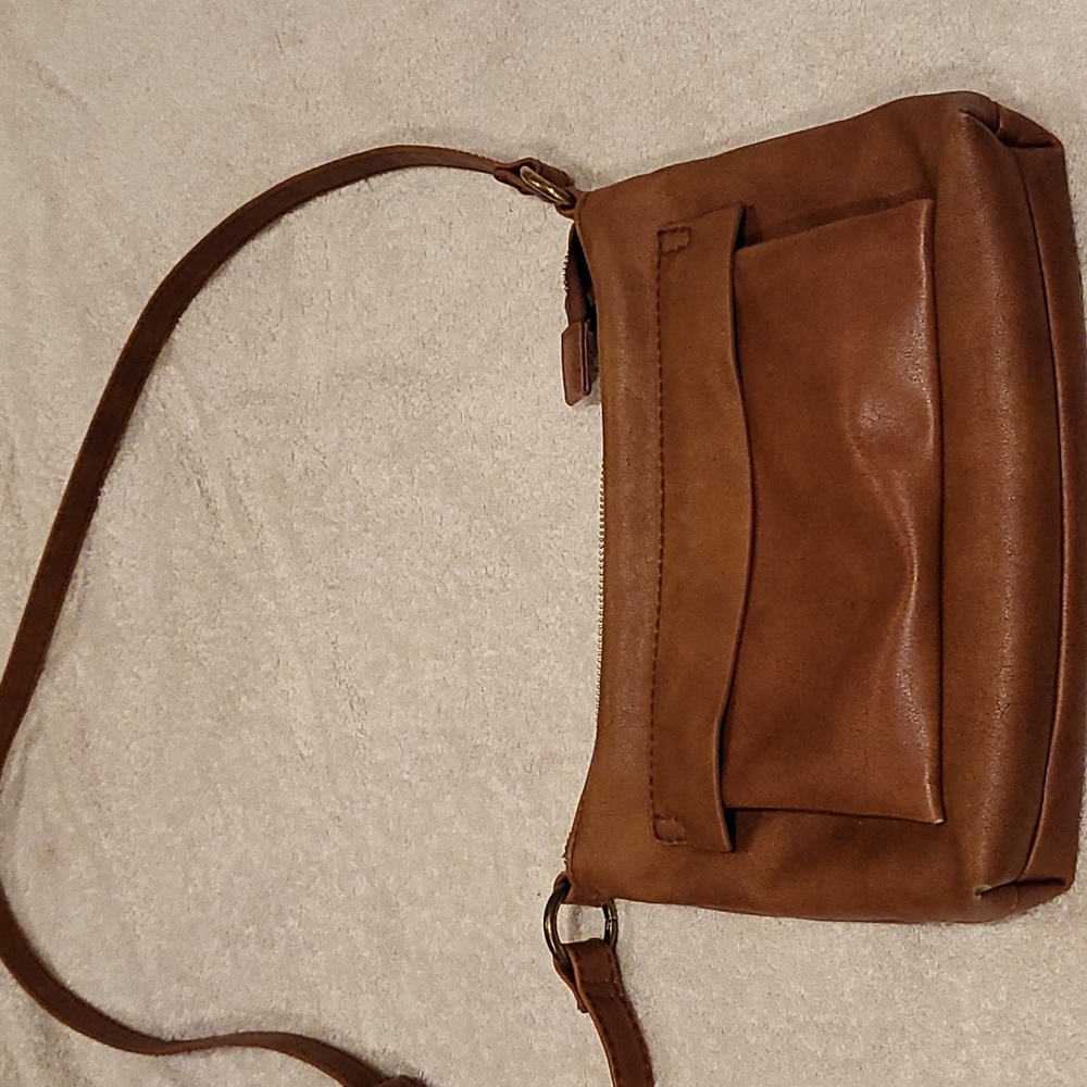 Used American Thread crossbody